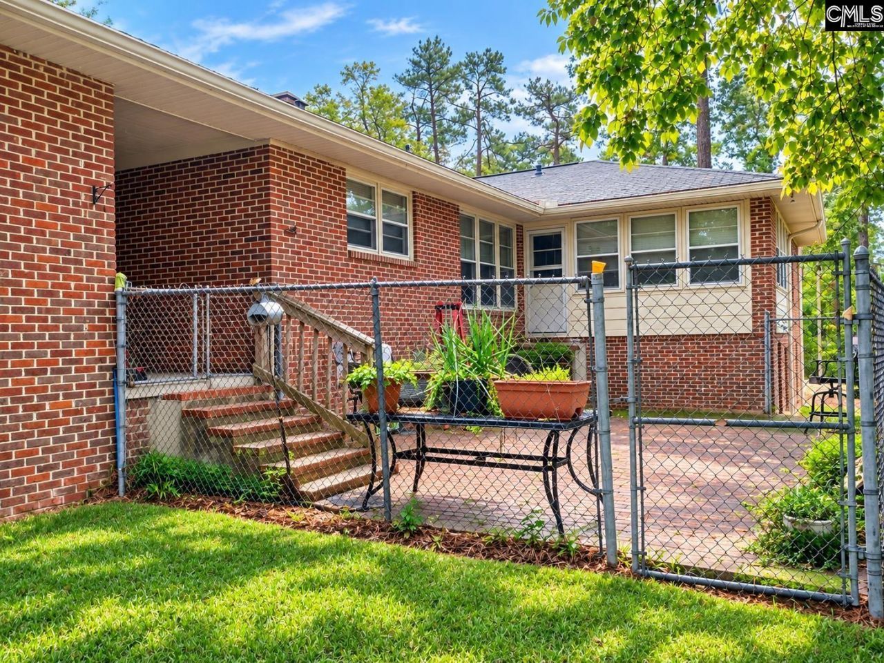 108 Lorick Circle Photo 34