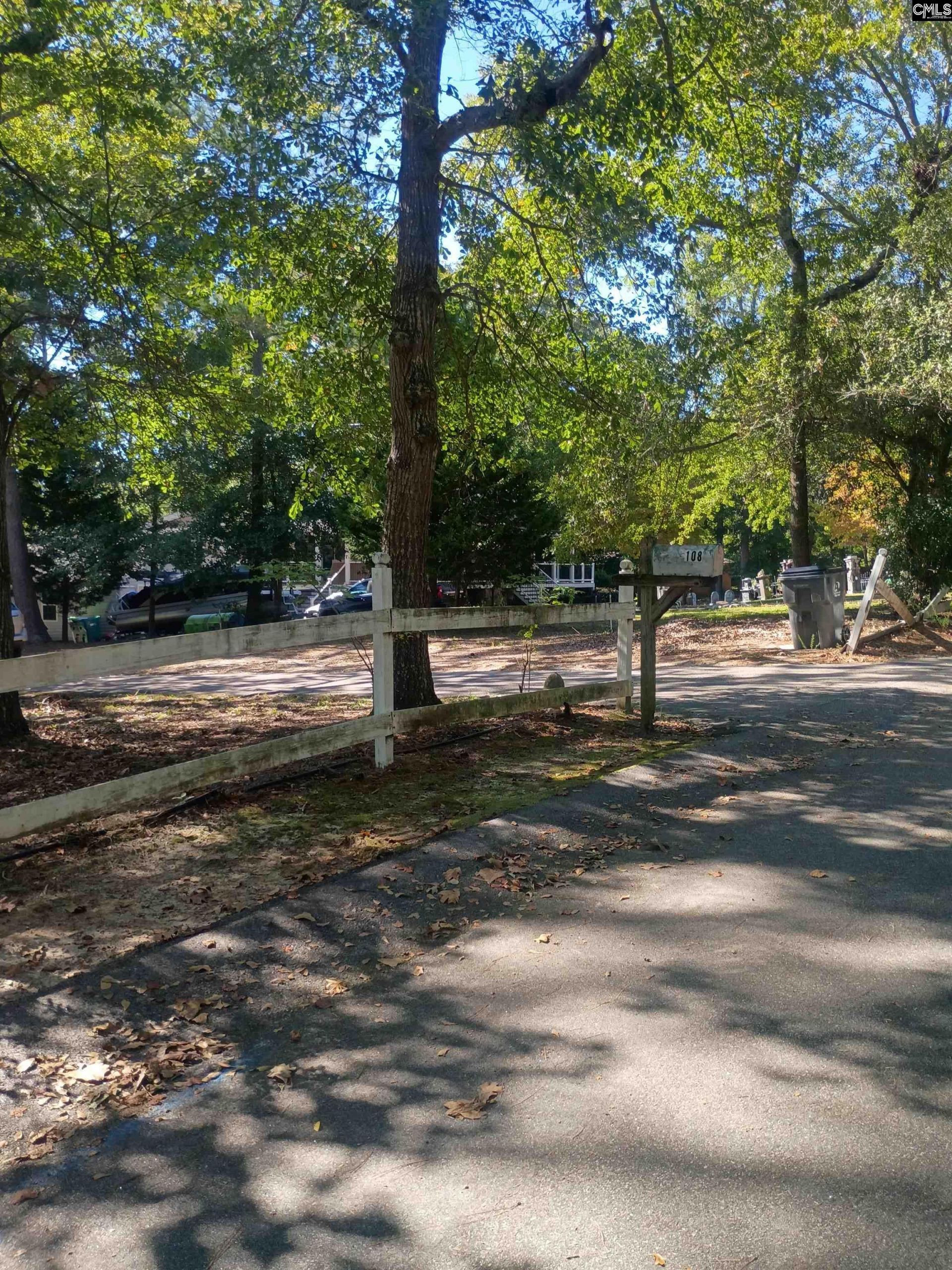 108 Lorick Circle Photo 4