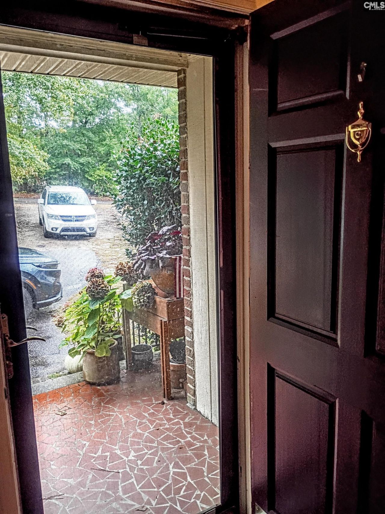 108 Lorick Circle Photo 8