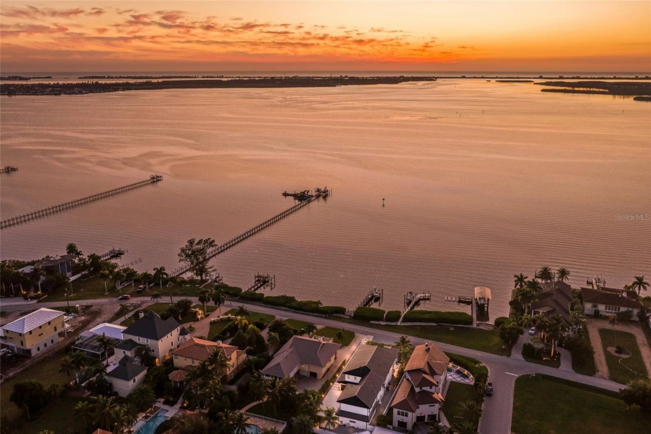 1707 Palma Sola Boulevard, Bradenton, FL 34209 Photo