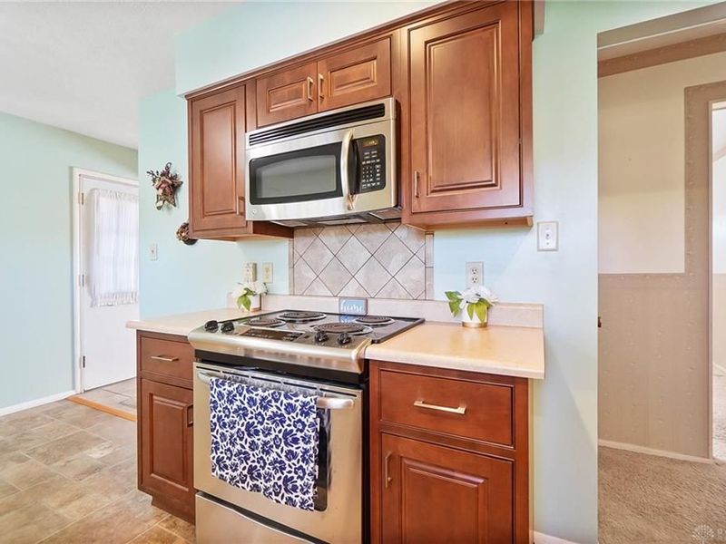 4803 Amesborough Road, Dayton, OH 45420 Photo 13