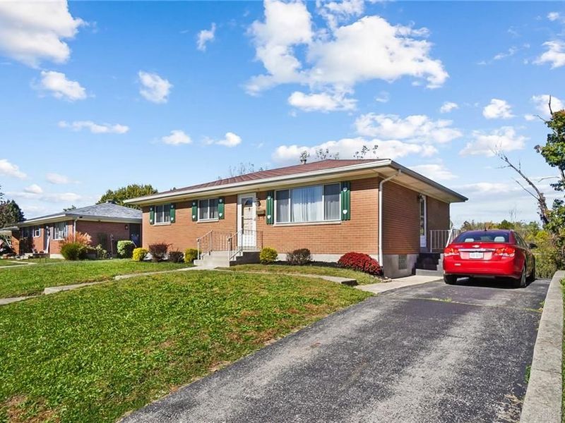 4803 Amesborough Road, Dayton, OH 45420 Photo 2