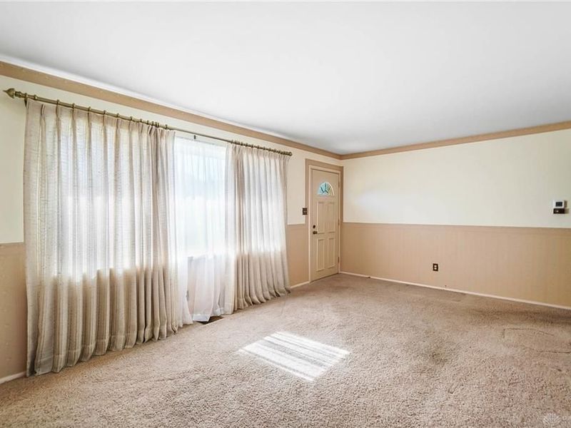 4803 Amesborough Road, Dayton, OH 45420 Photo 7