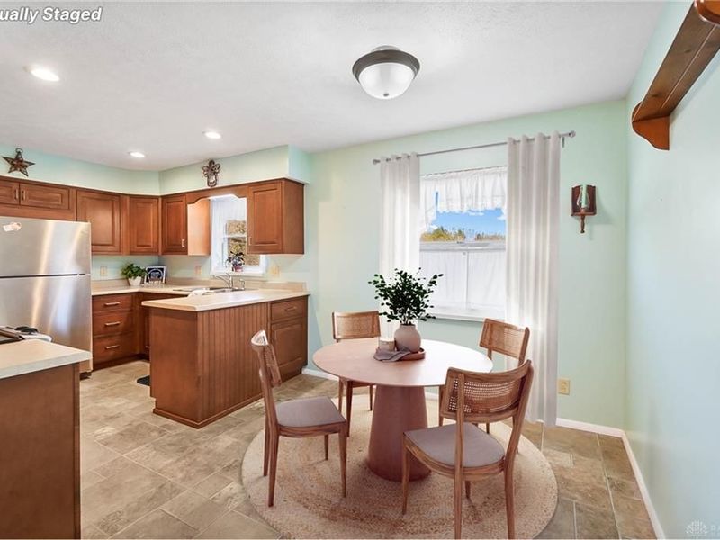 4803 Amesborough Road, Dayton, OH 45420 Photo 9