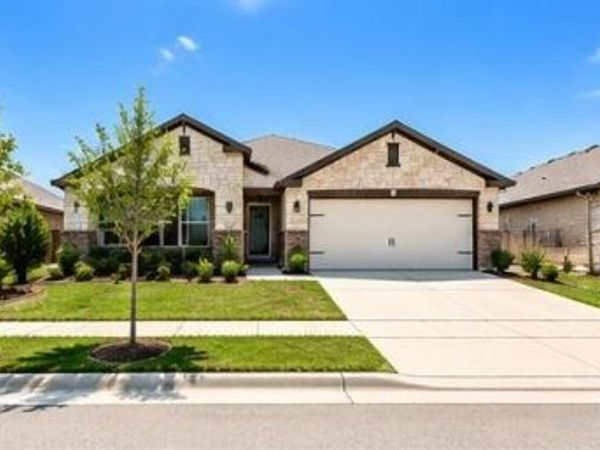 124 Gray Wolf DR, San Marcos, TX 78666