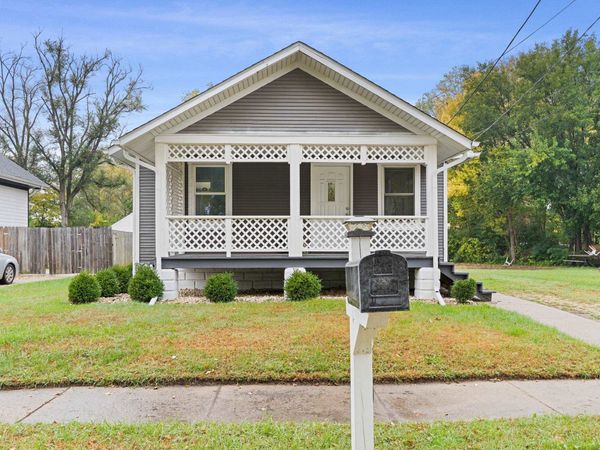 2611 S 6th Street, ROCKFORD, IL 61109
