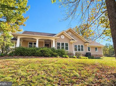 324 LONGSHOT LANE , ROCHELLE, VA 22738