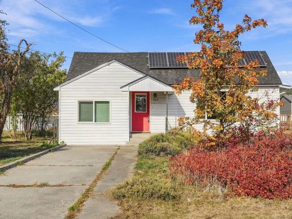 9809 E Upriver Dr, Spokane, WA 99206