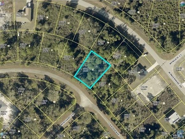 1888 La Roda AVE , LEHIGH ACRES, FL 33972
