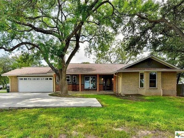 112 W Mimosa CIR , San Marcos, TX 78666