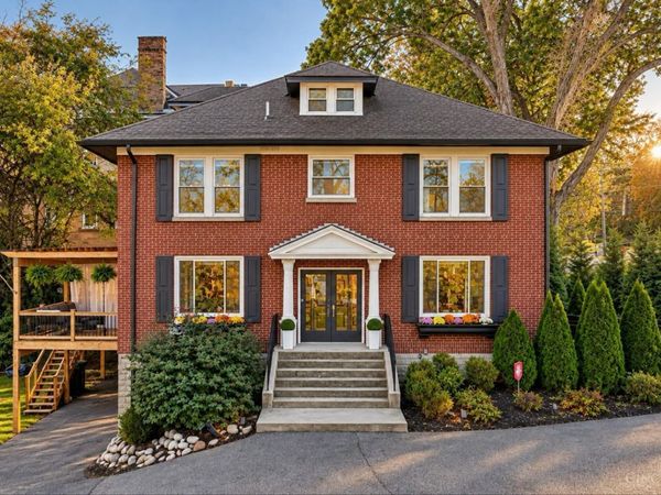 1961 Madison Road, Cincinnati, OH 45208