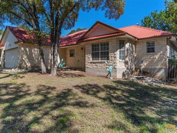 3 Woodlark Way , Wimberley, TX 78676