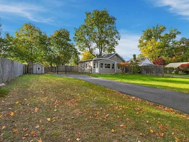 84 Wilton St, Springfield, MA 01109