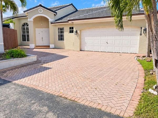 8110 SW 157th Ct , Miami, FL 33193