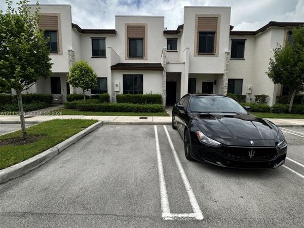 21430 NE 3rd Pl , Miami, FL 33179