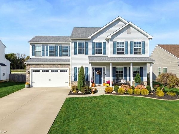 37408 W Fenwick Drive, North Ridgeville, OH 44039