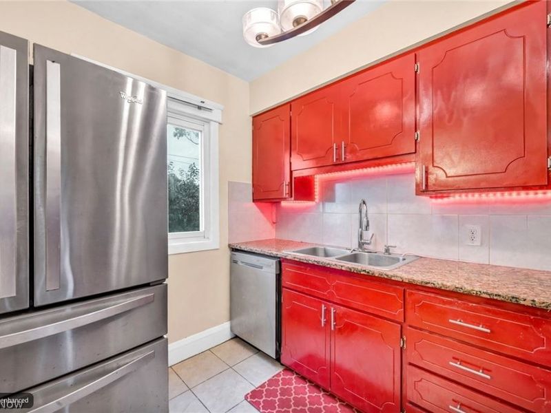 2076 Wascana Avenue, Lakewood, OH 44107 Photo 7