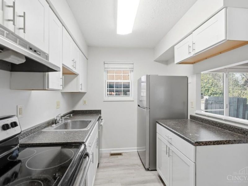 3436 Sunbury Lane, Unit 314, Colerain Township, OH 45251 Photo 12