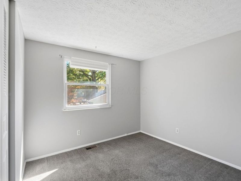 5173 Raspberrybush Court , Columbus, OH 43230 Photo 28