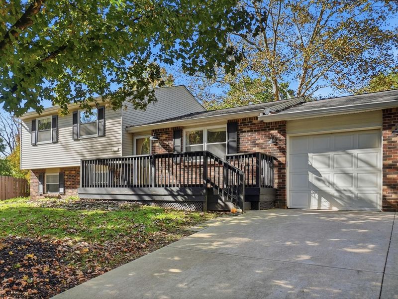5173 Raspberrybush Court , Columbus, OH 43230 Photo 3