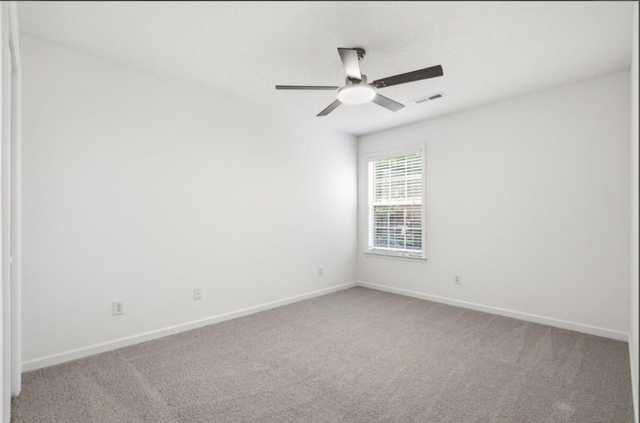2112 Coffey Court Photo 30