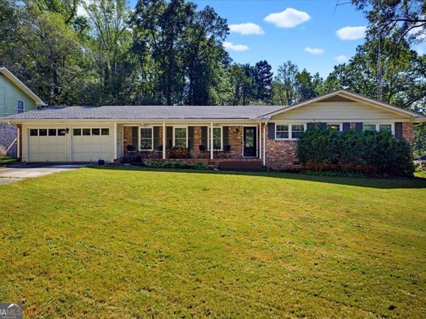 2134 Carthage Rd, Tucker, GA 30084