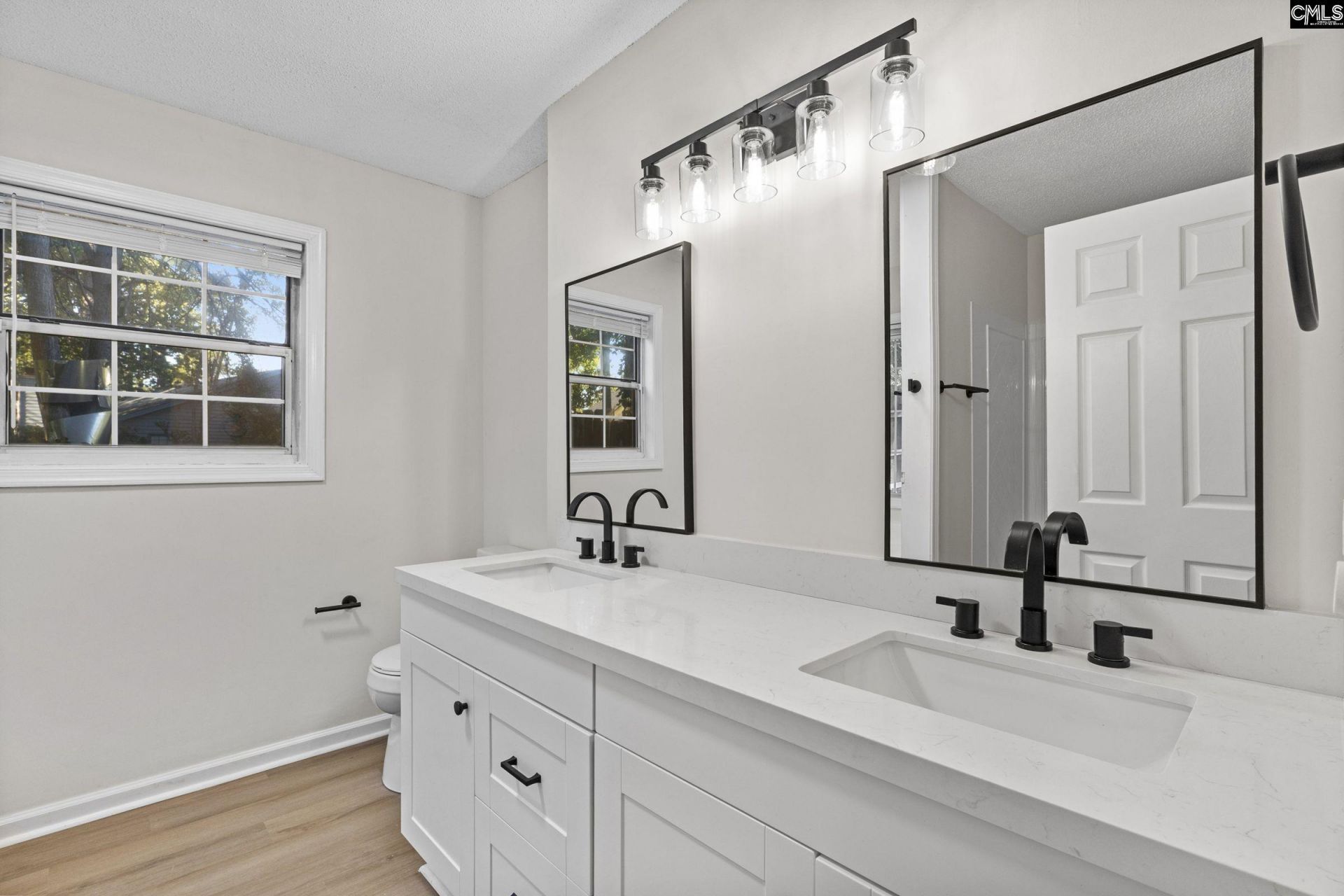 212 Elstow Road  Photo 15