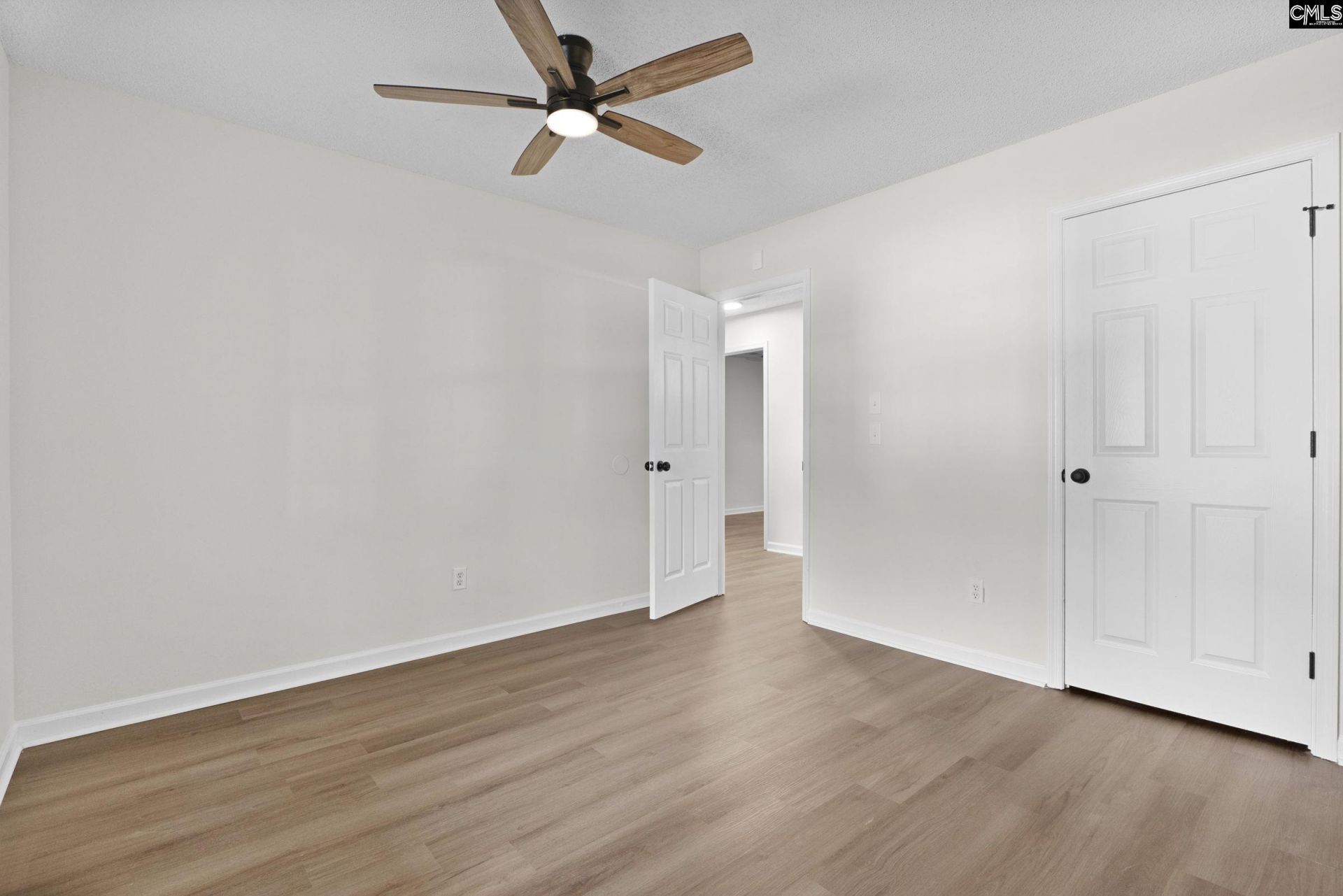 212 Elstow Road  Photo 19