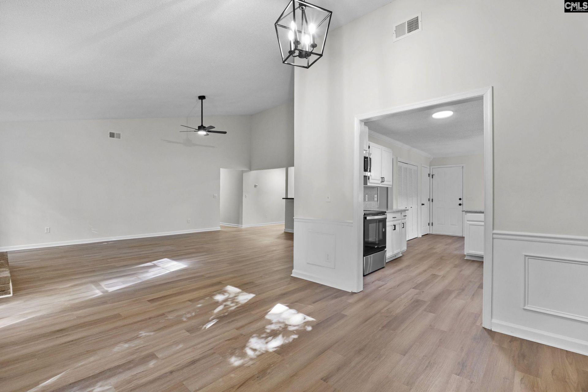 212 Elstow Road  Photo 8