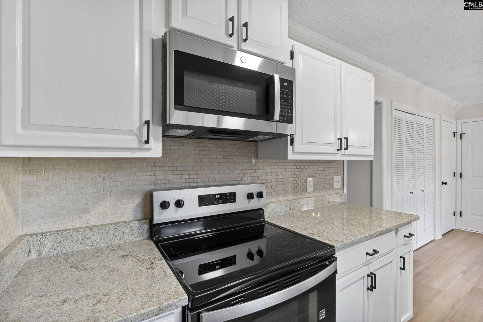 212 Elstow Road  Photo 9