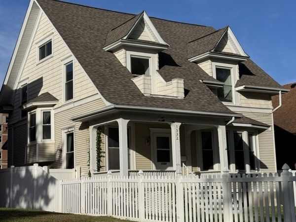 1532 Clay Street , Davenport, IA 52804