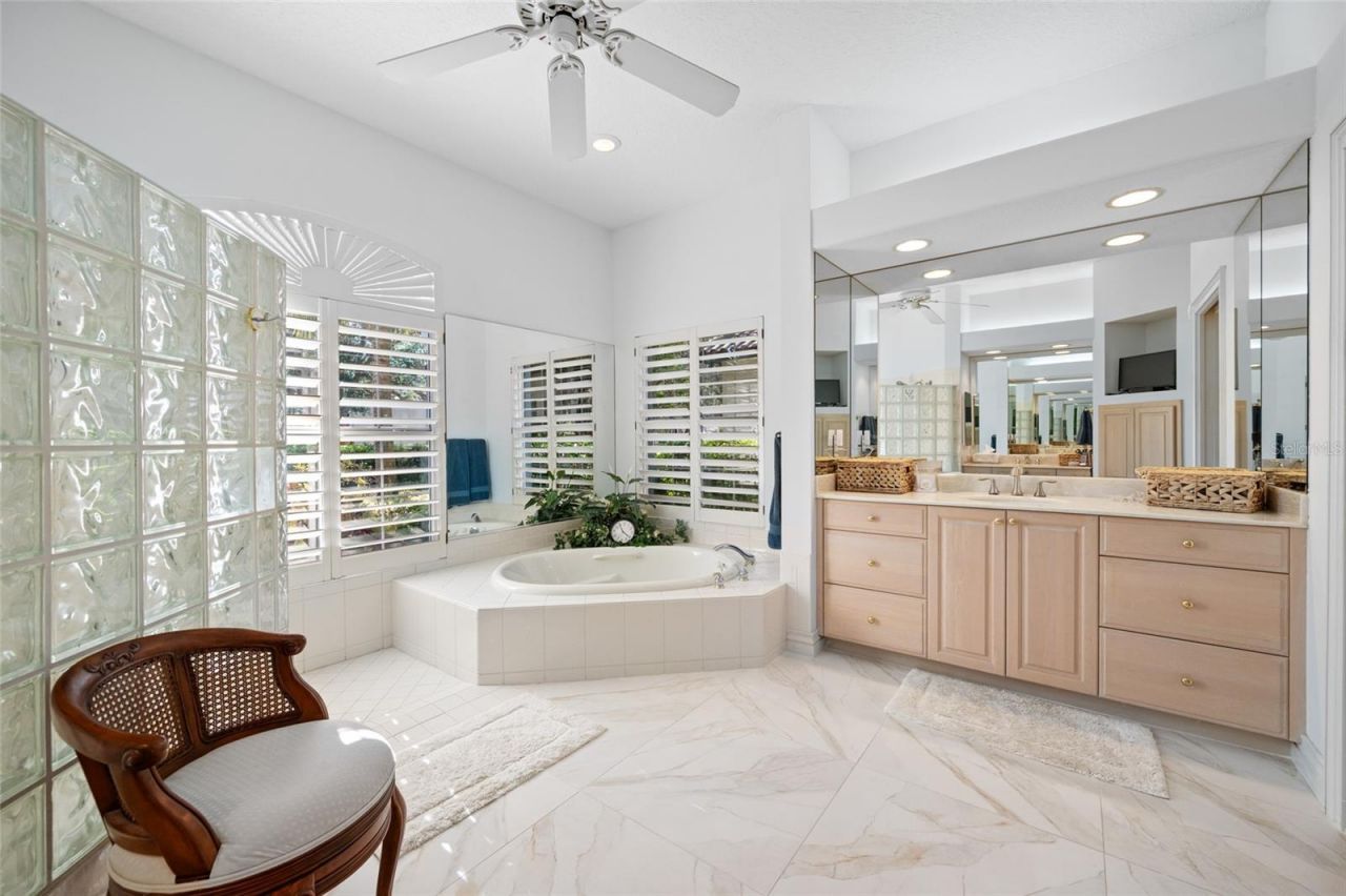 7885 Bayou Club Boulevard, Seminole, FL 33777 Photo