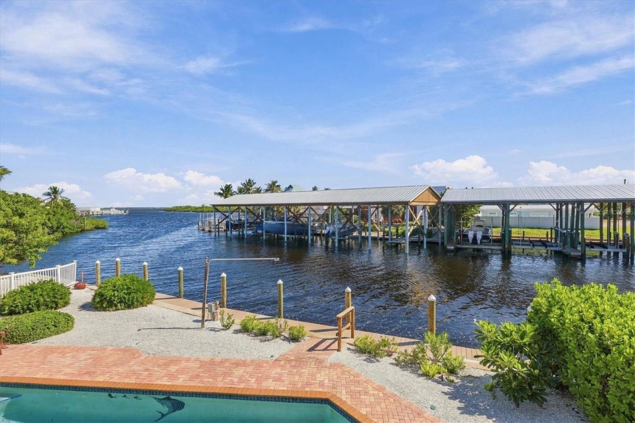 181 Damfino Street, Boca Grande, FL 33921 Photo