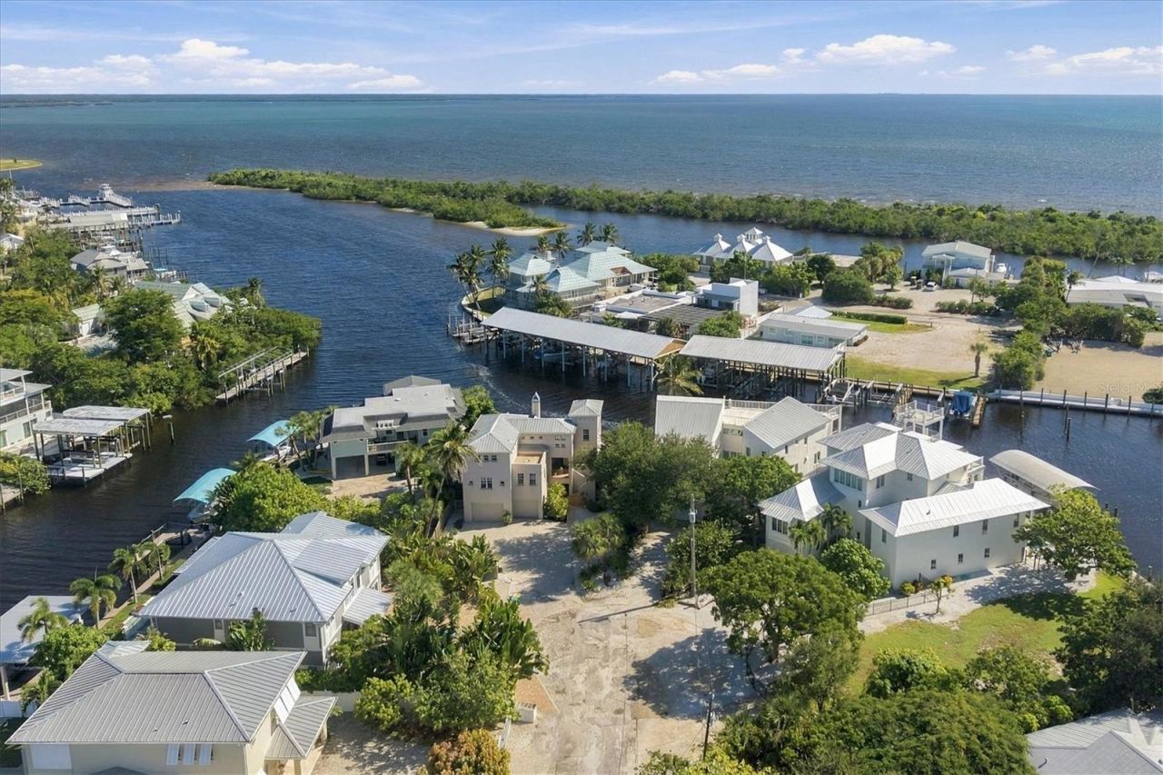 181 Damfino Street, Boca Grande, FL 33921 Photo