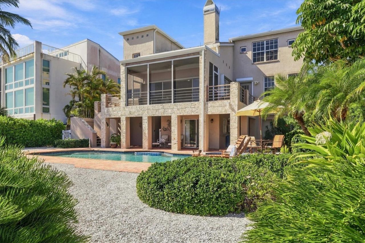 181 Damfino Street, Boca Grande, FL 33921 Photo