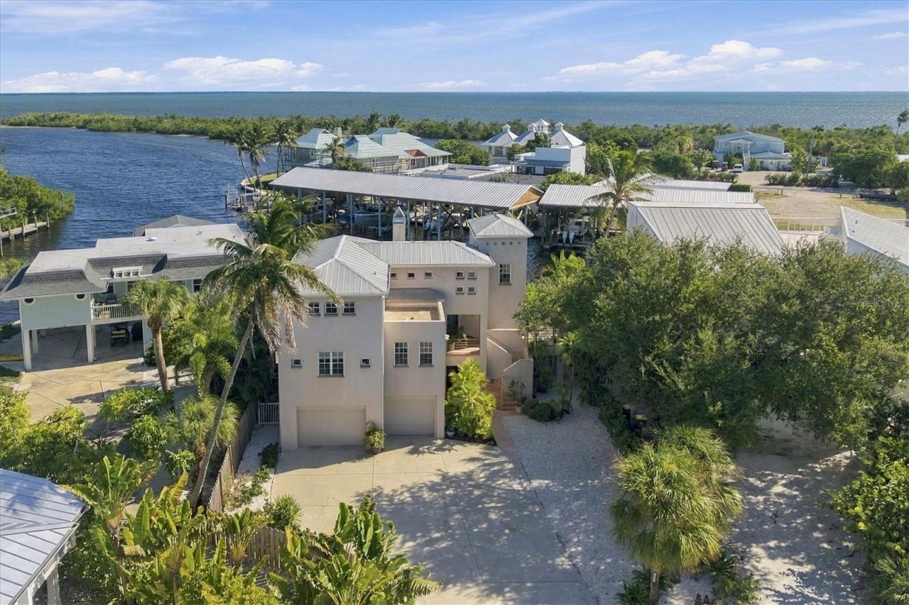 181 Damfino Street, Boca Grande, FL 33921 Photo