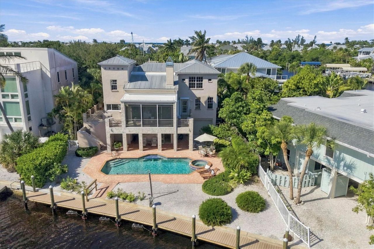 181 Damfino Street, Boca Grande, FL 33921 Photo