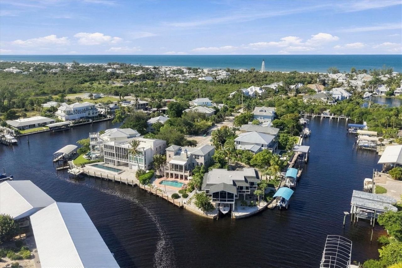 181 Damfino Street, Boca Grande, FL 33921 Photo
