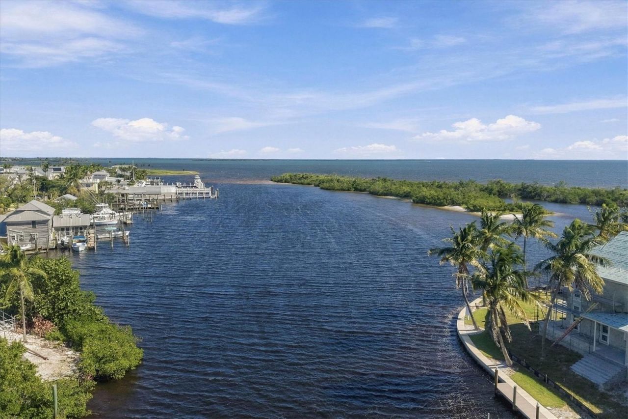 181 Damfino Street, Boca Grande, FL 33921 Photo
