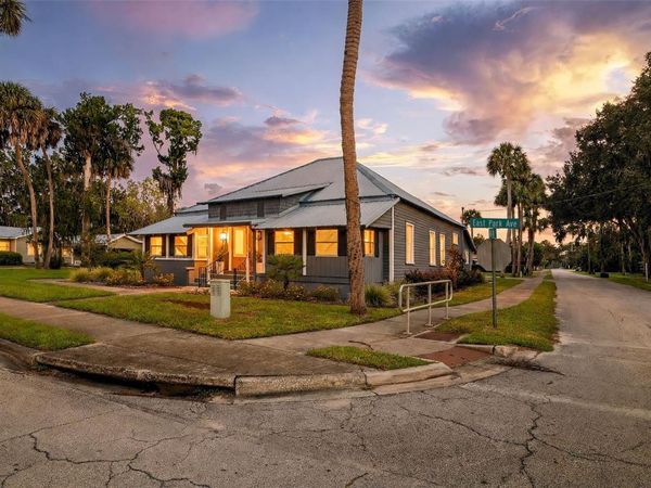 322 E PARK AVENUE , CHIEFLAND, FL 32626