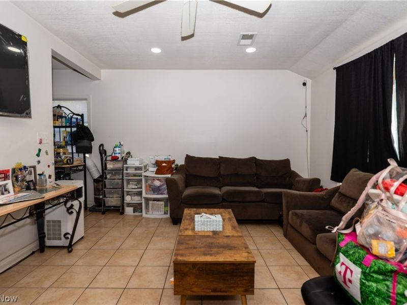 1744 Victoria Street SW, Warren, OH 44485 Photo 9