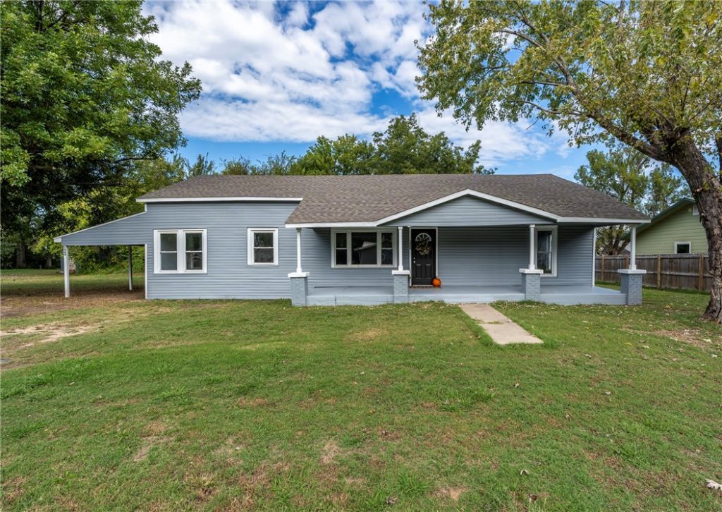 1464 W Main Street Westville, OK 74965