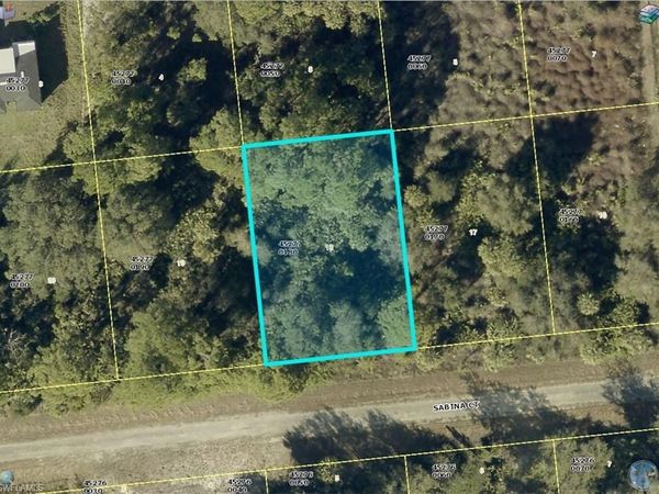 664 Sabina CT , LEHIGH ACRES, FL 33972