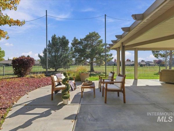 4355 W Nine Iron Ln, Meridian, ID 83646