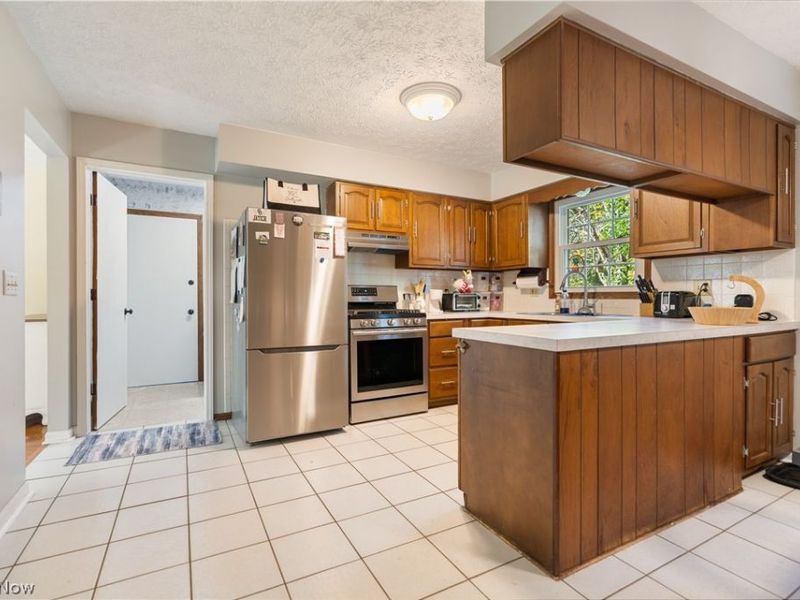 1545 Pinecone Street NW, North Canton, OH 44720 Photo 13