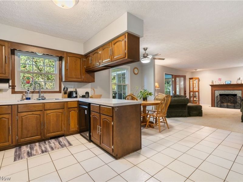 1545 Pinecone Street NW, North Canton, OH 44720 Photo 14