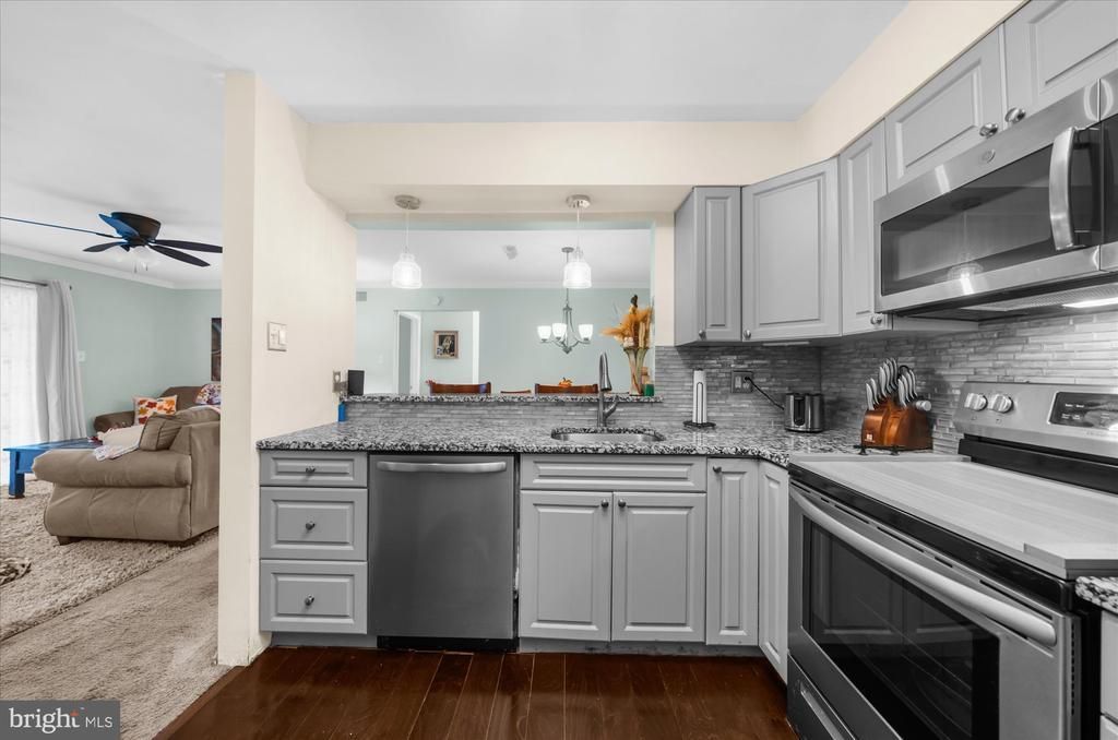 748 E PARKER STREET , LANGHORNE, PA 19047