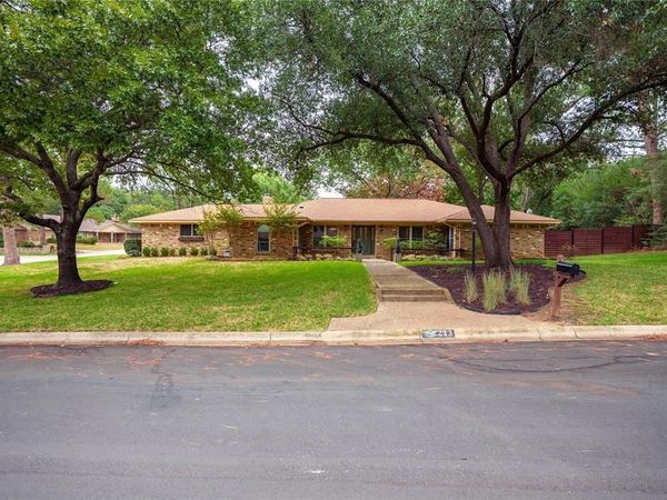 213 Pennsylvania Drive, Denton, TX 76205