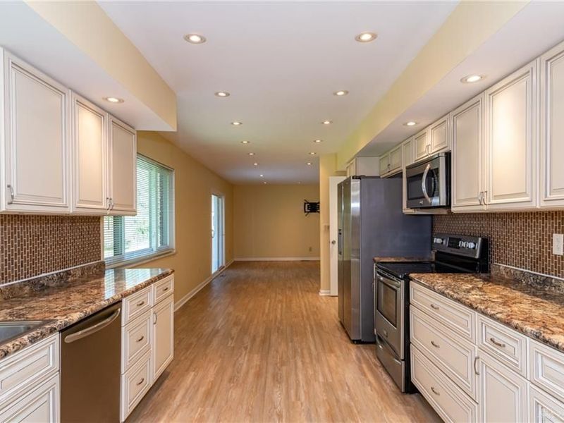 5837 Jennysim Place, Dayton, OH 45415 Photo 15