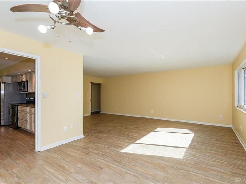 5837 Jennysim Place, Dayton, OH 45415 Photo 16